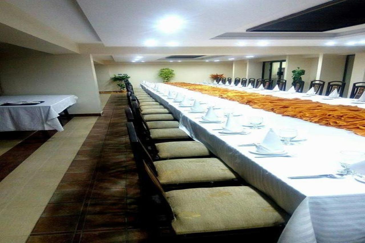Bling Hotel International Multan Exterior photo