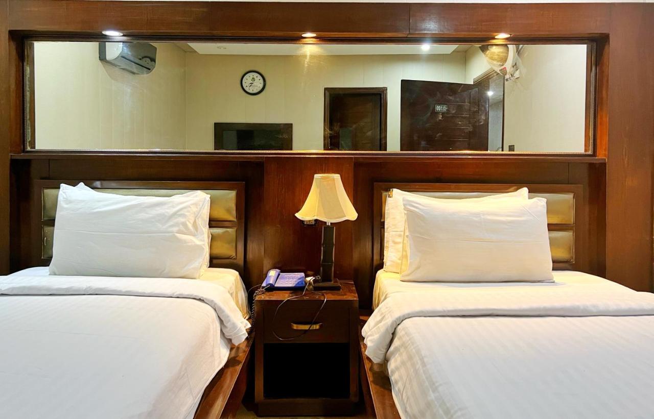 Bling Hotel International Multan Exterior photo