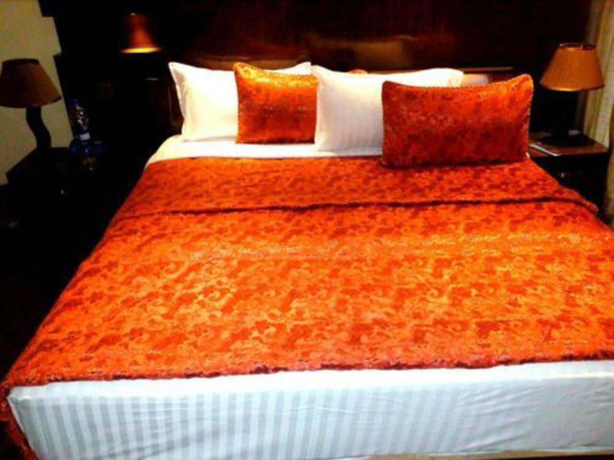 Bling Hotel International Multan Exterior photo